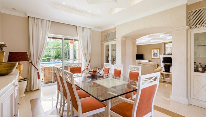 Image No.6-4 Bed Villa for sale