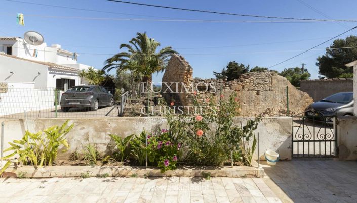 Image No.22-3 Bed Villa for sale