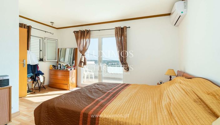 Image No.7-10 Bed Villa for sale