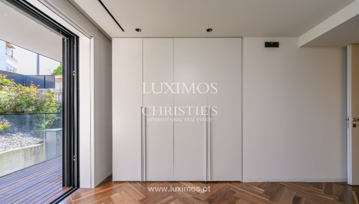 Image No.17-4 Bed Apartment for sale