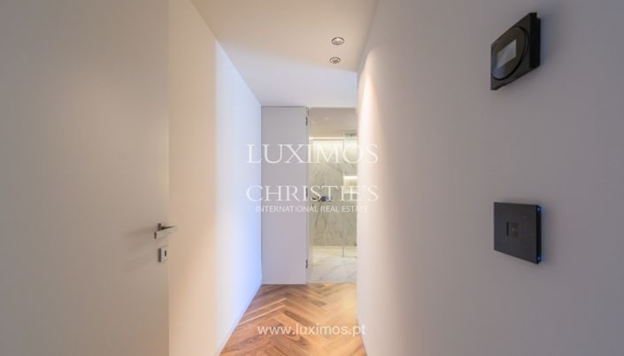 Image No.20-4 Bed Apartment for sale