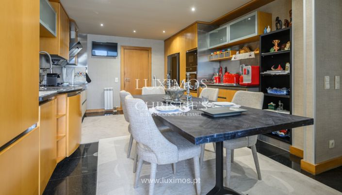 Image No.10-4 Bed Apartment for sale