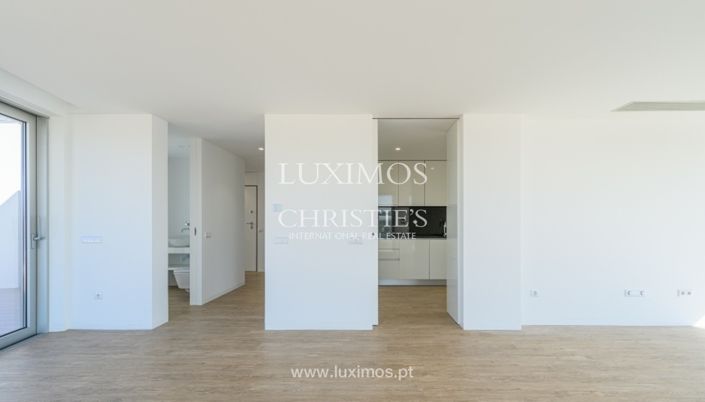 Image No.9-3 Bed Apartment for sale