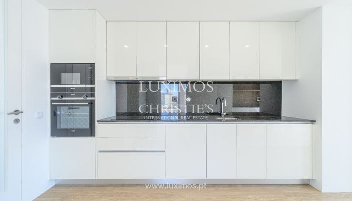 Image No.10-3 Bed Apartment for sale