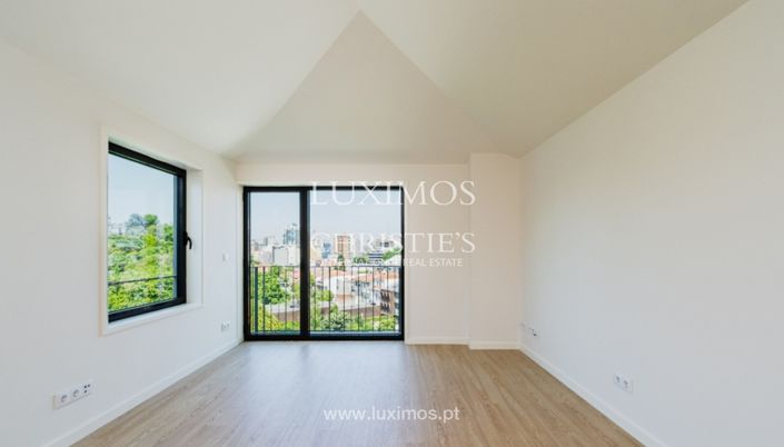 Image No.3-Appartement de 2 chambres à vendre à Porto