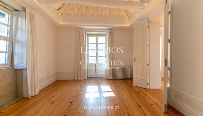 Image No.18-5 Bed Villa for sale