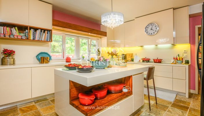 Image No.10-5 Bed Villa for sale