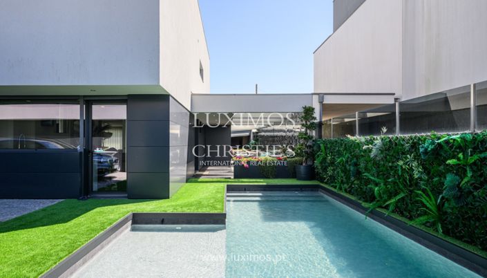 Image No.3-4 Bed Villa for sale