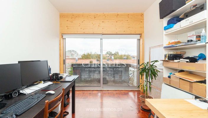 Image No.19-3 Bed Apartment for sale