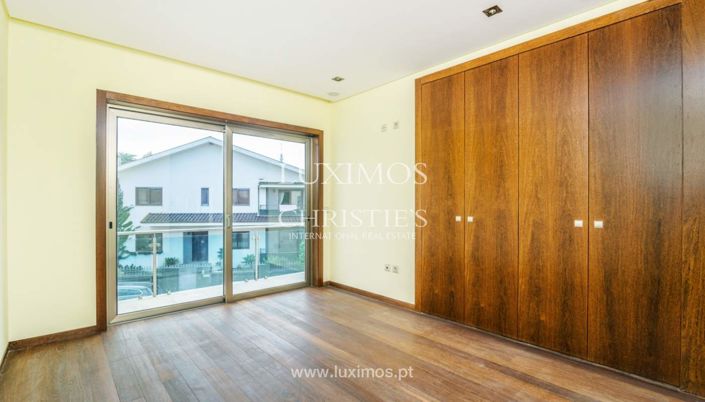 Image No.11-4 Bed Villa for sale