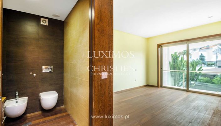 Image No.12-4 Bed Villa for sale