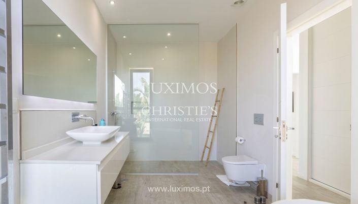 Image No.19-5 Bed Villa for sale