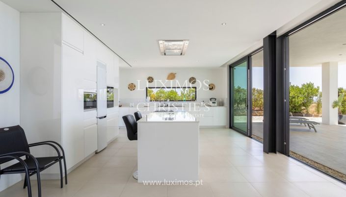 Image No.8-5 Bed Villa for sale