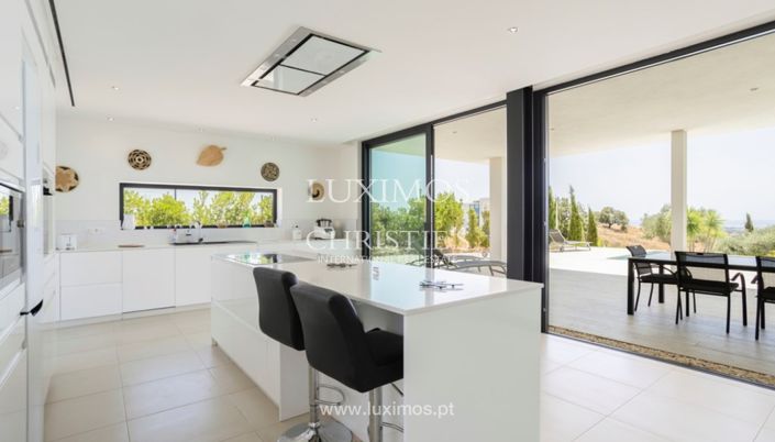 Image No.9-5 Bed Villa for sale