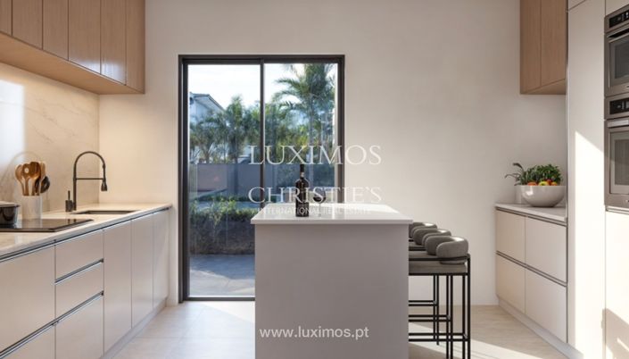 Image No.10-3 Bed Villa for sale