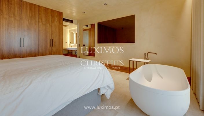 Image No.10-5 Bed Villa for sale