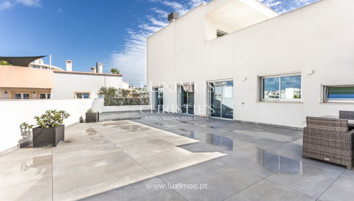 Image No.19-2 Bed Villa for sale