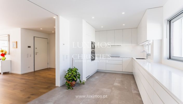 Image No.5-2 Bed Villa for sale