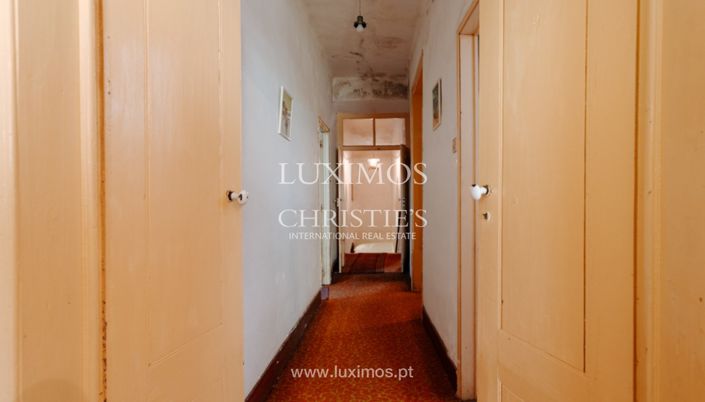 Image No.13-6 Bed Apartment for sale