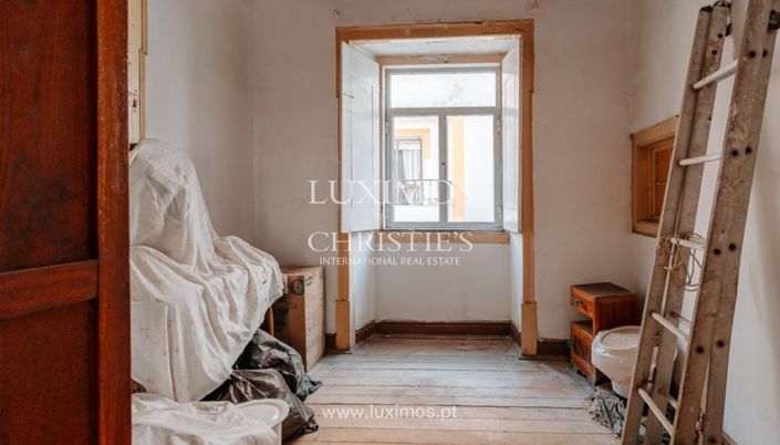 Image No.19-6 Bed Apartment for sale