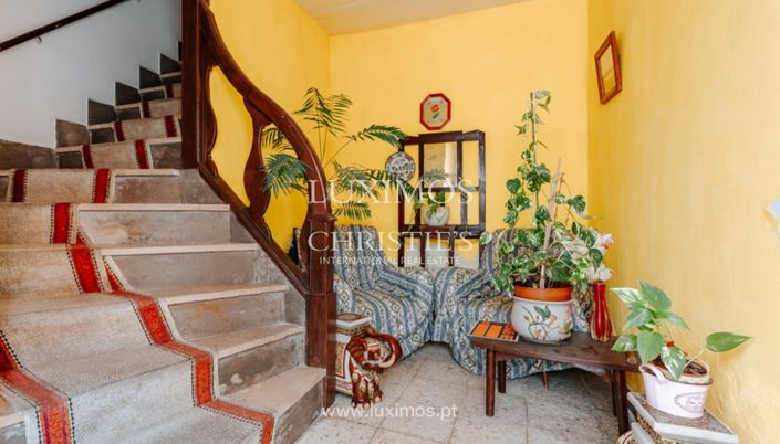 Image No.21-6 Bed Apartment for sale