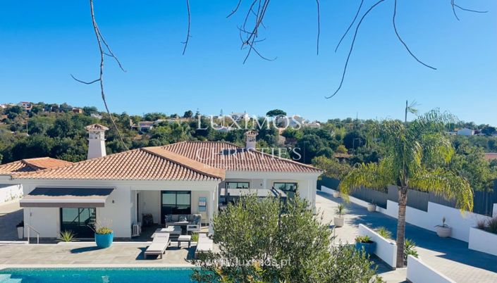 Image No.14-4 Bed Farmhouse for sale