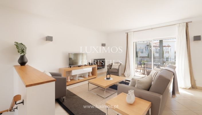 Image No.10-2 Bed Villa for sale