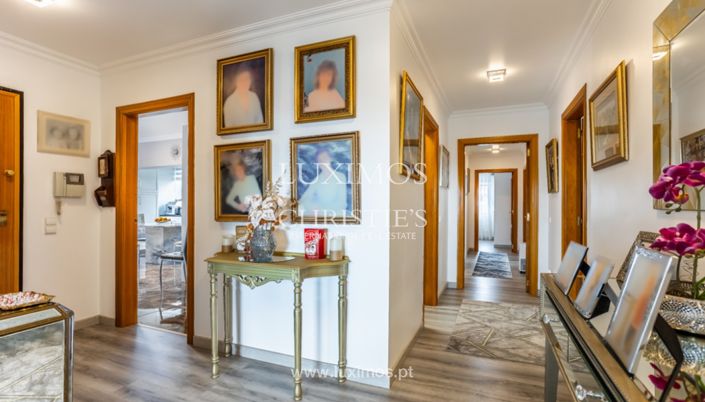 Image No.8-4 Bed Apartment for sale