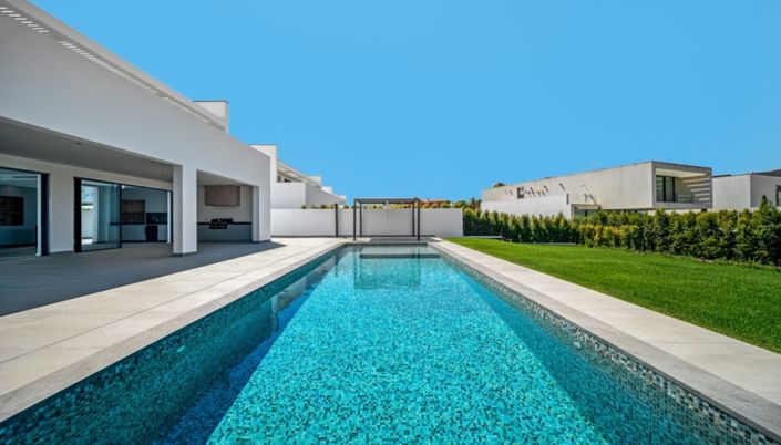 Image No.3-4 Bed Villa for sale