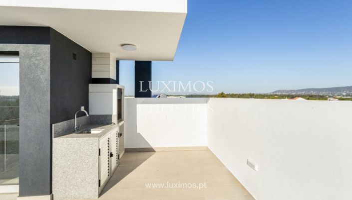 Image No.22-3 Bed Apartment for sale