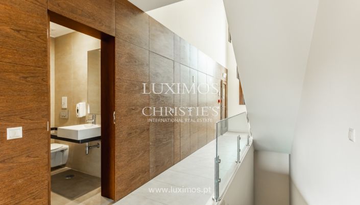 Image No.29-2 Bed Villa for sale