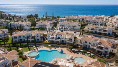 LUXIMOS Christie´s International Real Estate  most sold property