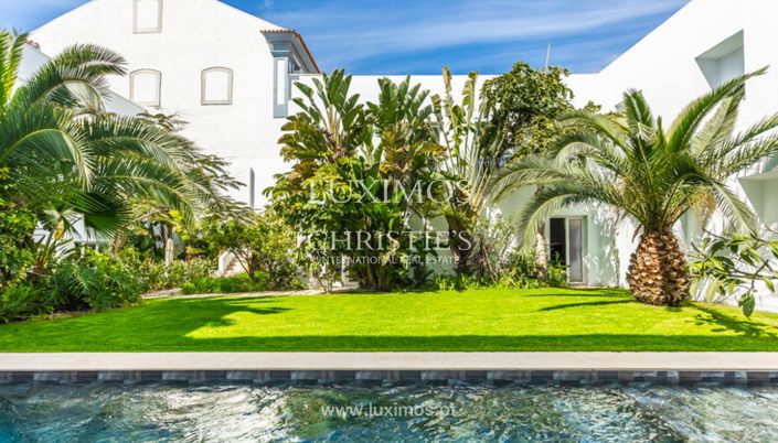 Image No.3-10 Bed Villa for sale