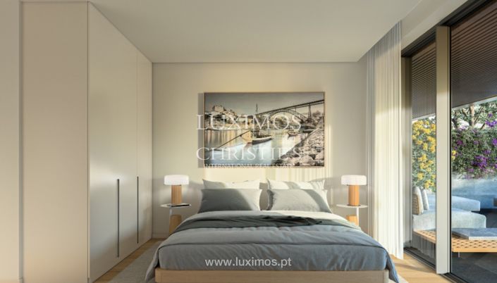 Image No.20-4 Bed Apartment for sale