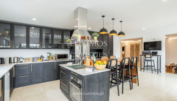 Image No.3-6 Bed Villa for sale