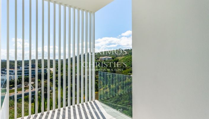 Image No.19-3 Bed Villa for sale