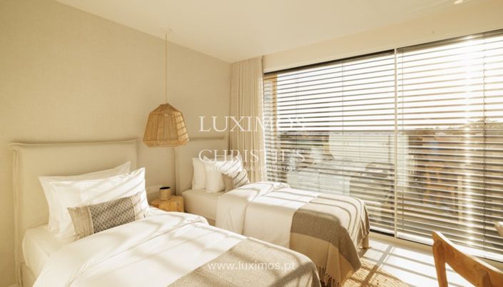 Image No.11-4 Bed Apartment for sale