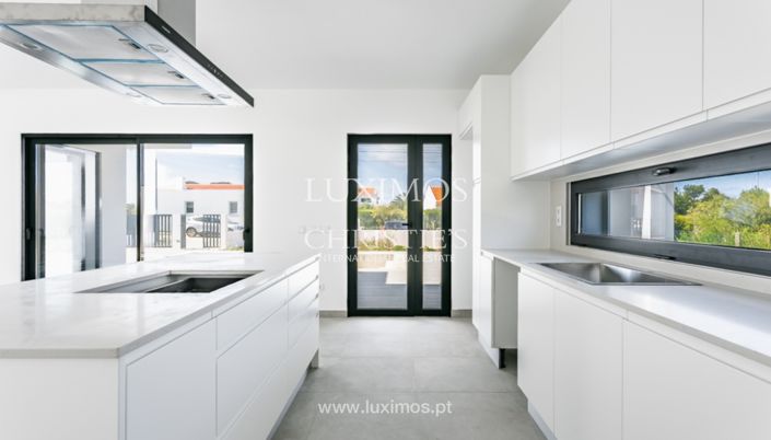 Image No.13-3 Bed Villa for sale