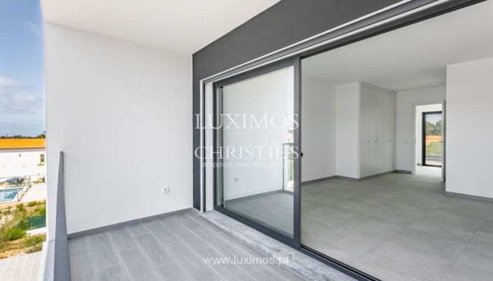 Image No.19-3 Bed Villa for sale