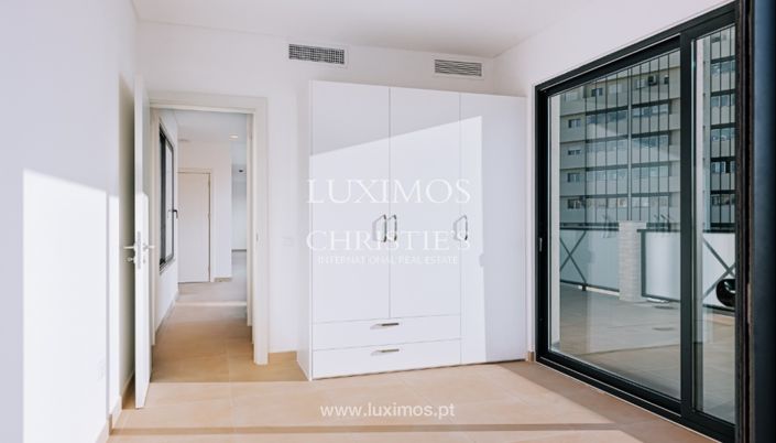 Image No.19-3 Bed Apartment for sale