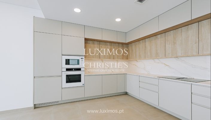 Image No.8-3 Bed Apartment for sale