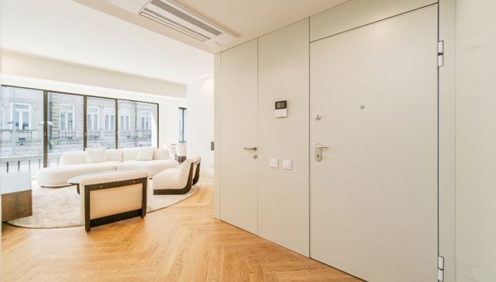 Image No.8-3 Bed Apartment for sale