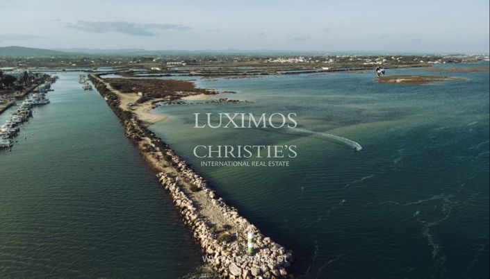 Image No.19-3 Bed Villa for sale