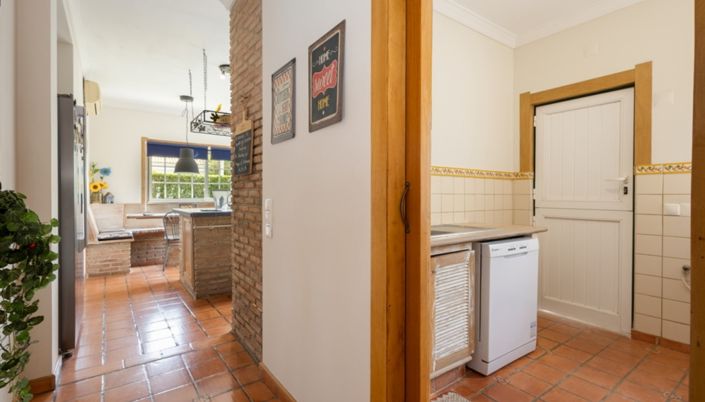 Image No.11-4 Bed Villa for sale