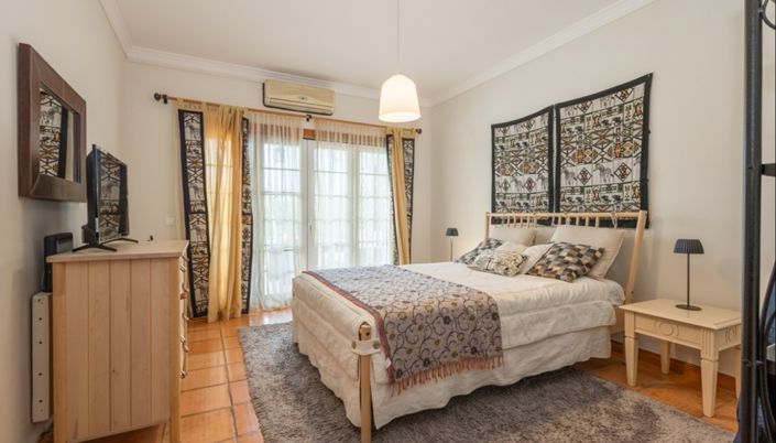 Image No.12-4 Bed Villa for sale