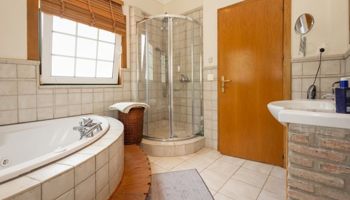 Image No.14-4 Bed Villa for sale