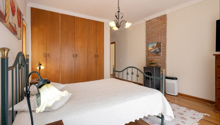 Image No.18-4 Bed Villa for sale