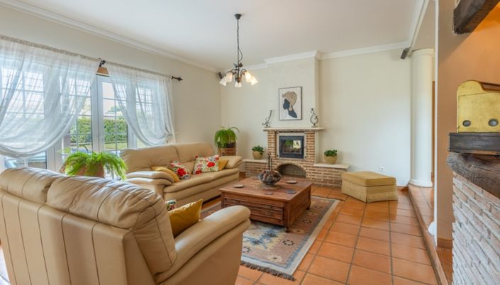 Image No.5-4 Bed Villa for sale