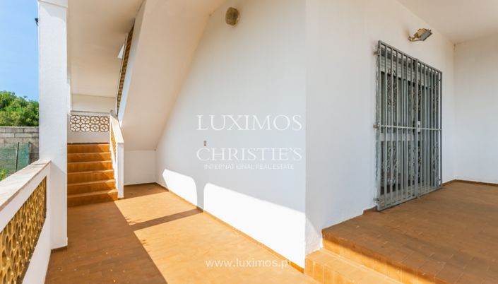 Image No.19-10 Bed Villa for sale