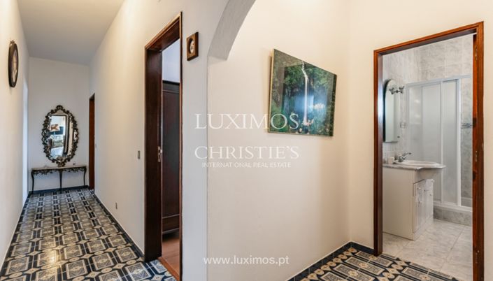 Image No.10-10 Bed Villa for sale